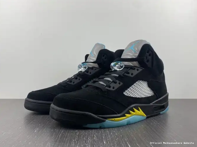 Official Maikesneakers Aqua Air Jordan DD0587-047 5 0516